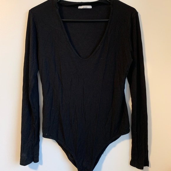 Black body suits different types - Picture 4 of 5